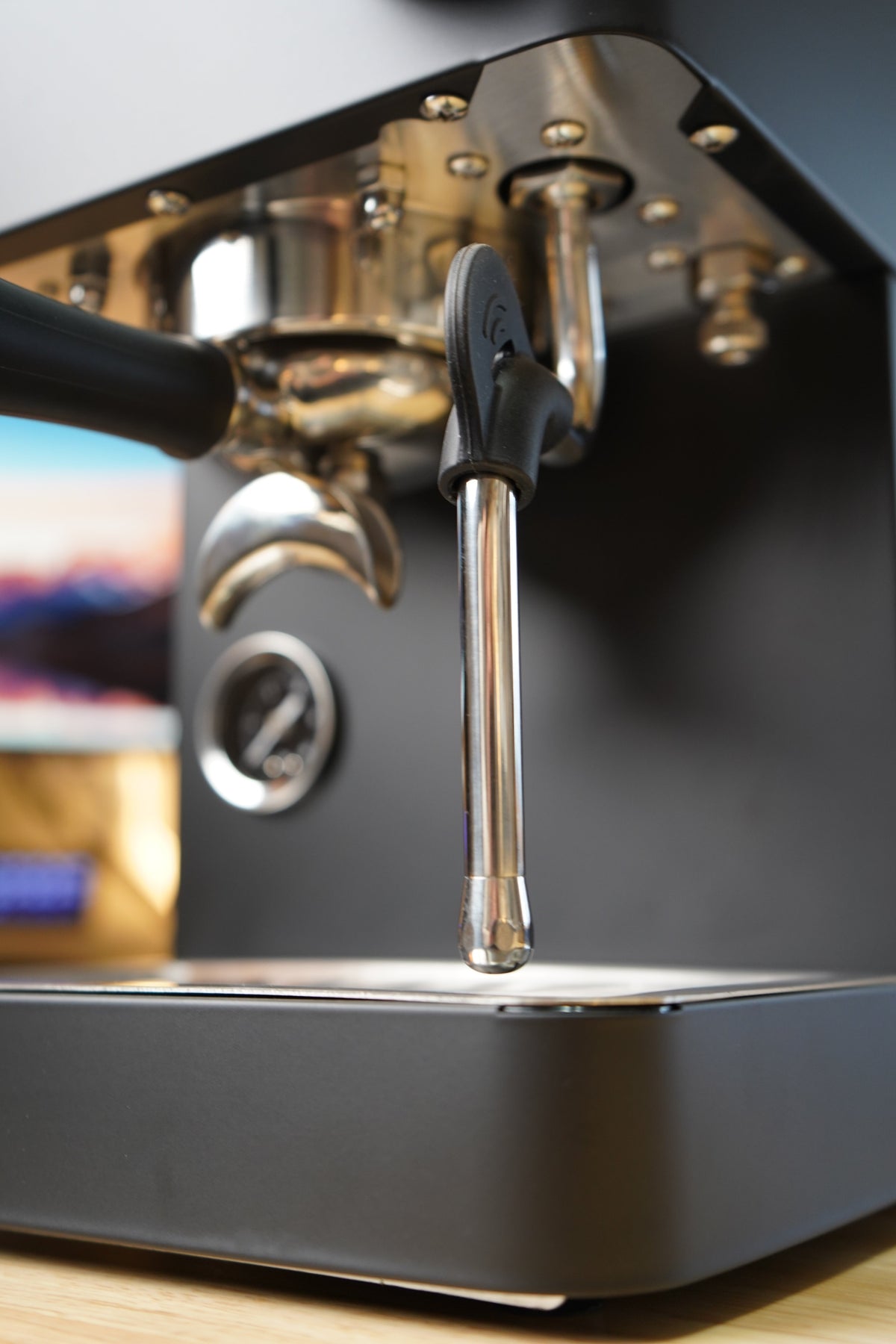 Turin Legato V2 black machine pulling a shot, for home baristas and cafes from Inheritance Coffee in Pensacola, FL