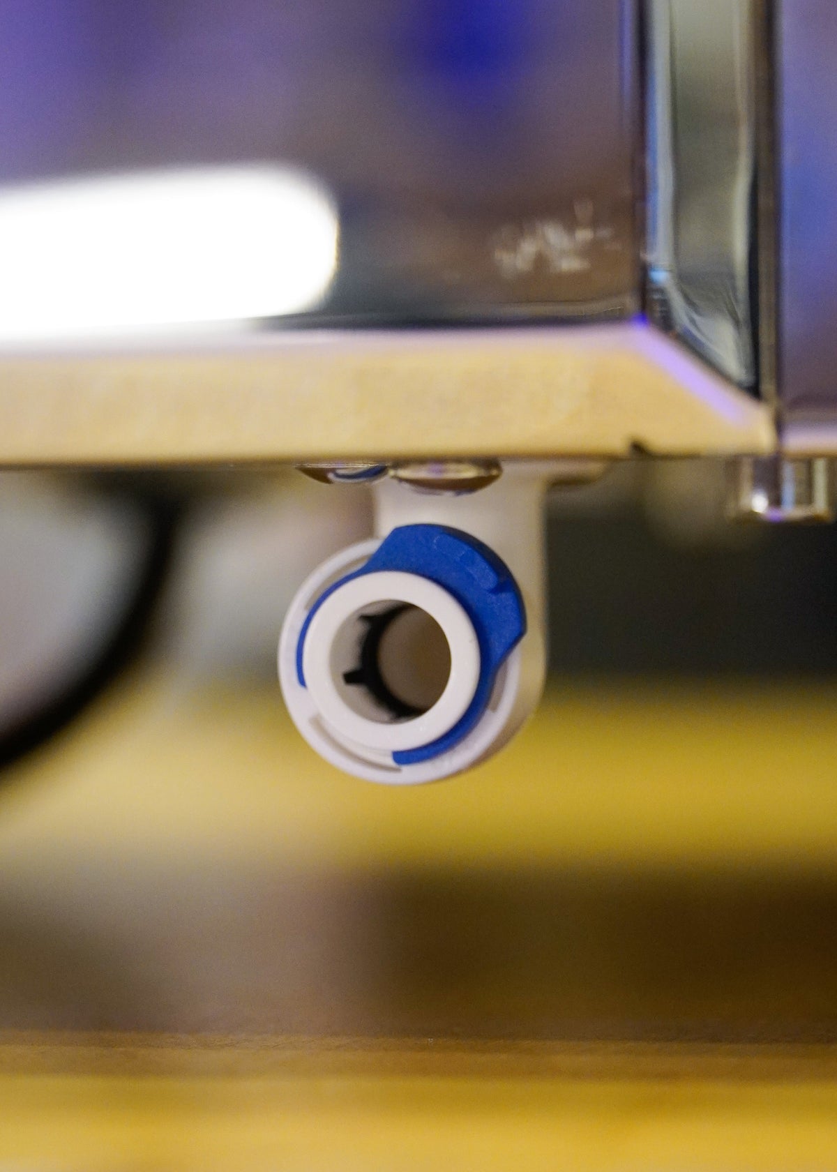 Turin Gallatin V flow control knob, close view, from Inheritance Coffee in Pensacola, FL for home brewers and cafes