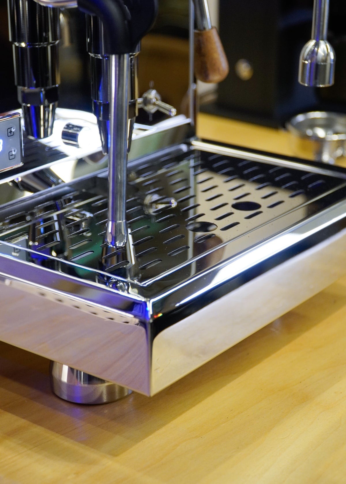 Turin Gallatin V drip tray and portafilter, close view, for home baristas and cafes from Inheritance Coffee in Pensacola, FL